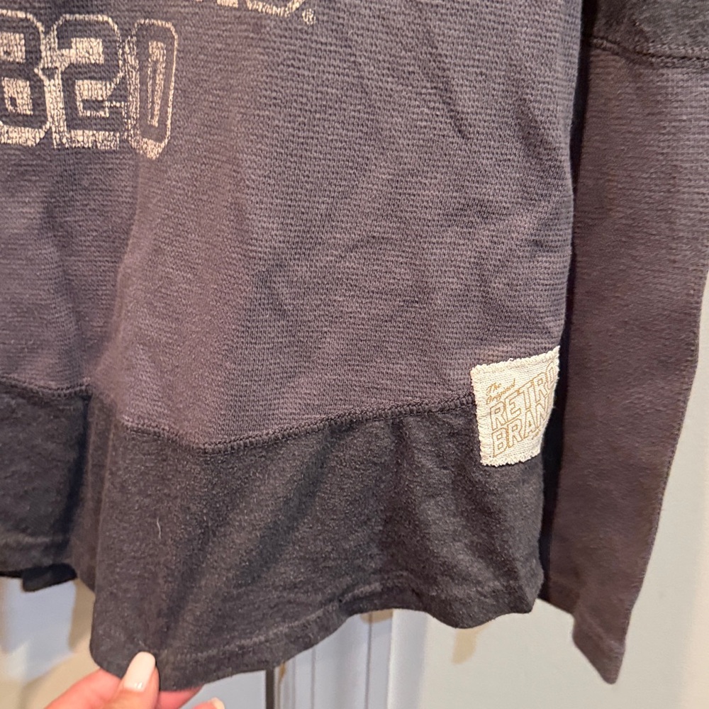 Retro Brand Indiana Hoosiers Long Sleeve Shirt - Gray and red. Size small - Picture 3 of 5